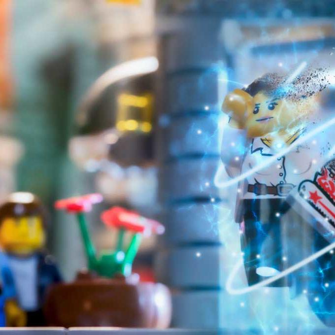 Lego dispersion photoshop teleport effect